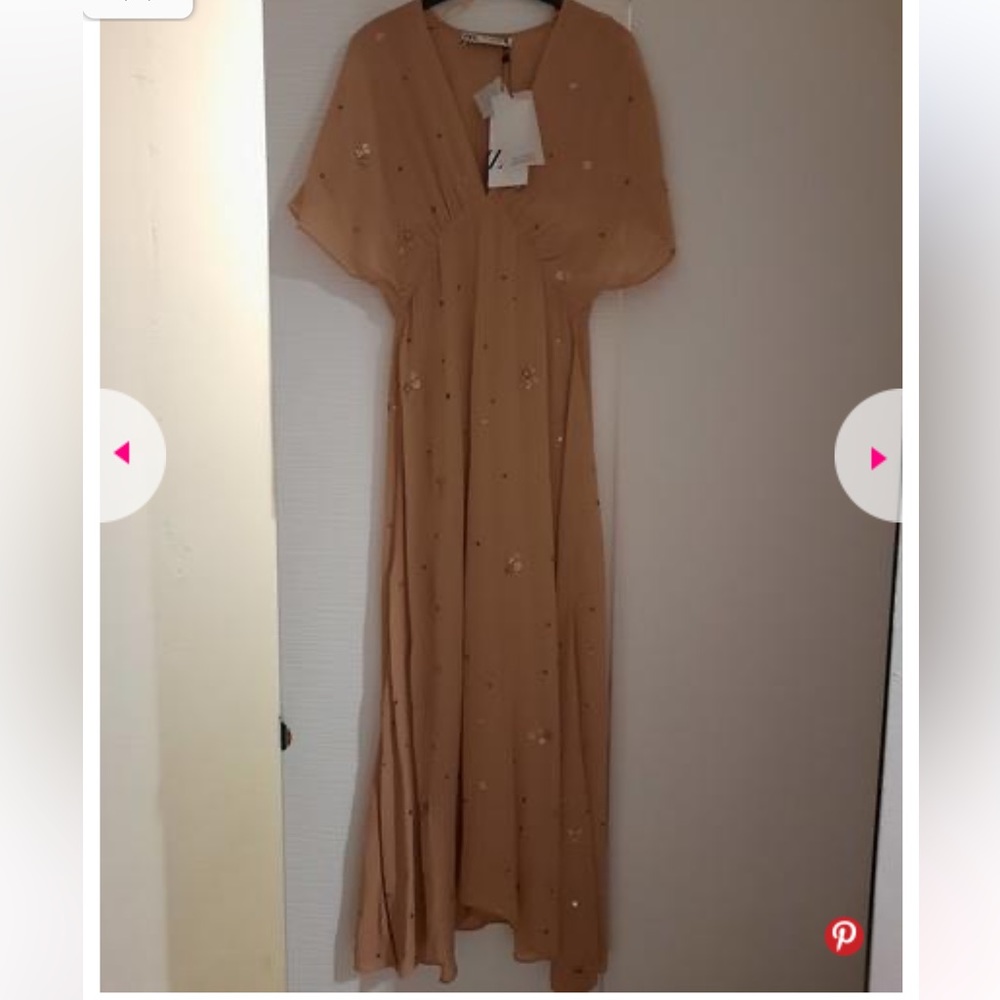 ZARA LIMITED EDITION EMBROIDERED DRESS - Picture 4 of 10